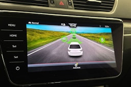 Valkoinen Skoda Superb 2020 kuva 30.