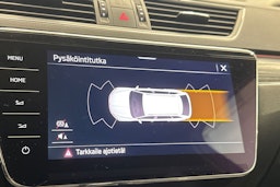 Valkoinen Skoda Superb 2020 kuva 33.