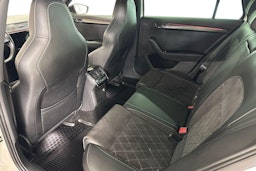 valkoinen Skoda Superb 2020 kuva 10.