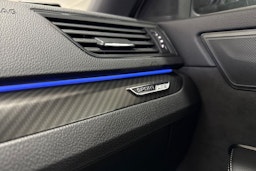 valkoinen Skoda Superb 2020 kuva 34.