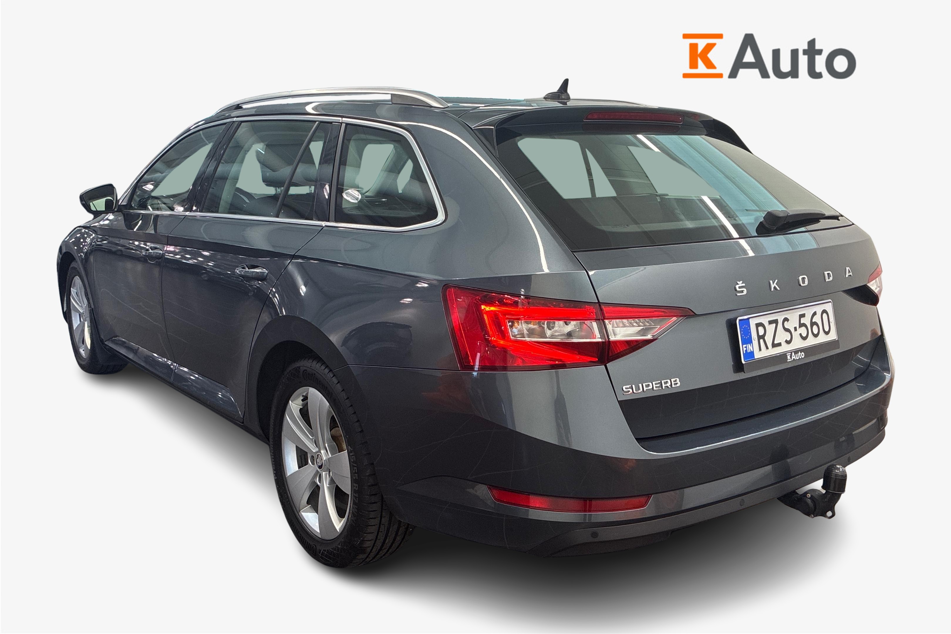 Skoda Superb 2020, photo 2/23