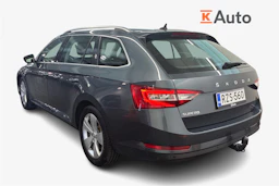 harmaa Skoda Superb 2020 kuva 2.