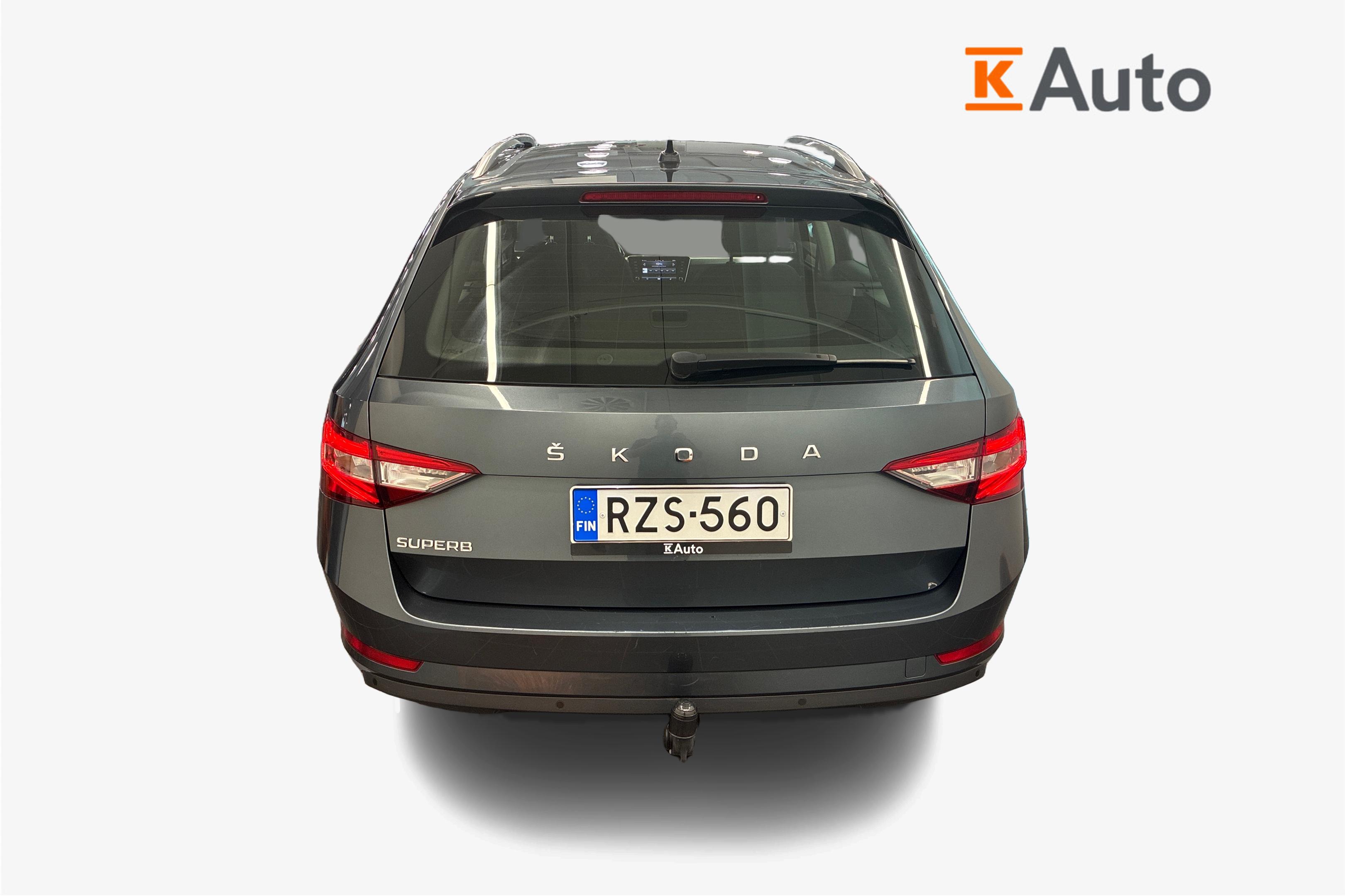 Skoda Superb 2020, photo 3/23