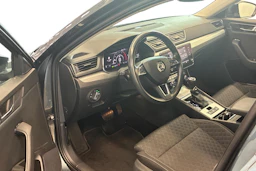 harmaa Skoda Superb 2020 kuva 6.