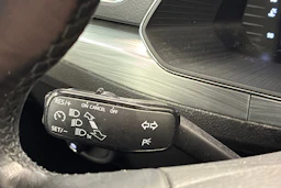 harmaa Skoda Superb 2020 kuva 16.