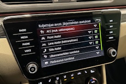 met. harmaa Skoda Superb 2020 kuva 22.