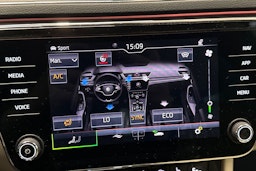 met. harmaa Skoda Superb 2020 kuva 29.