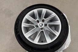 met. harmaa Skoda Superb 2020 kuva 34.