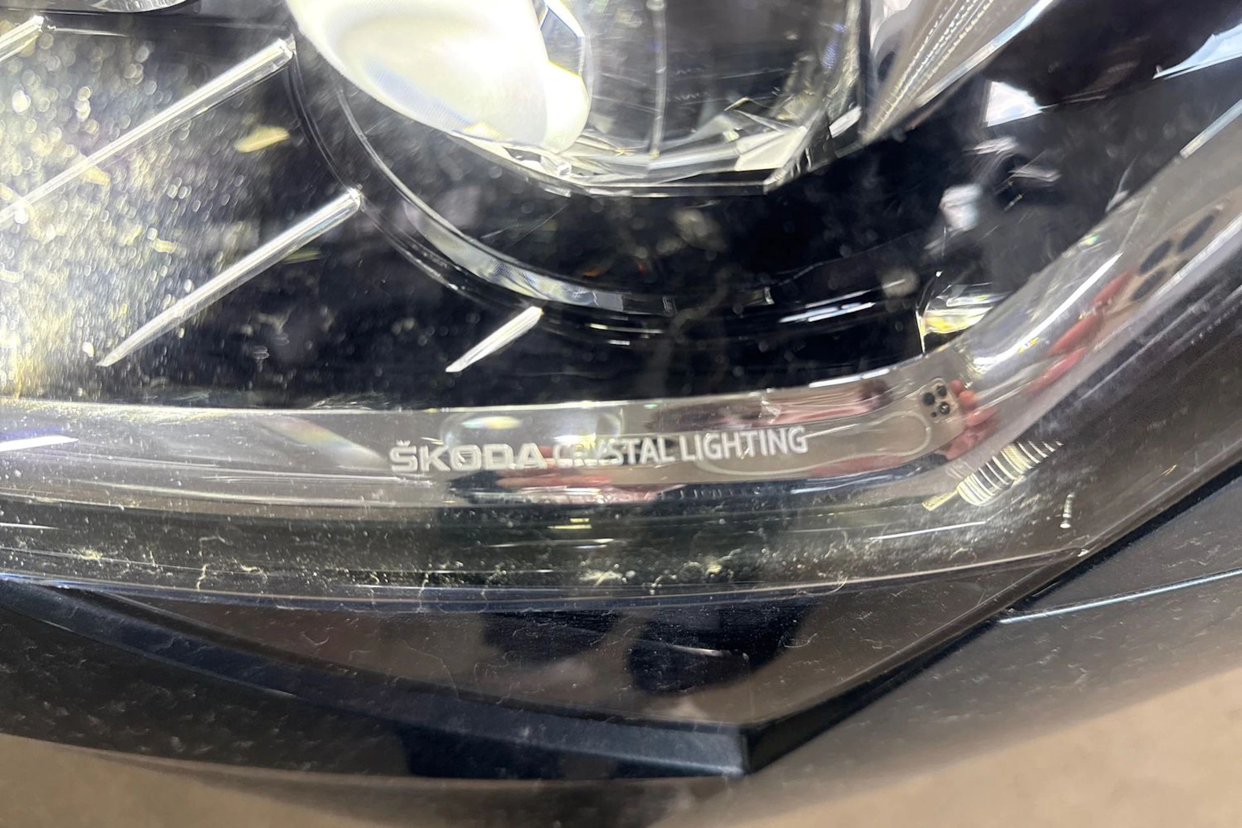 harmaa Skoda Superb 2020 kuva 5.