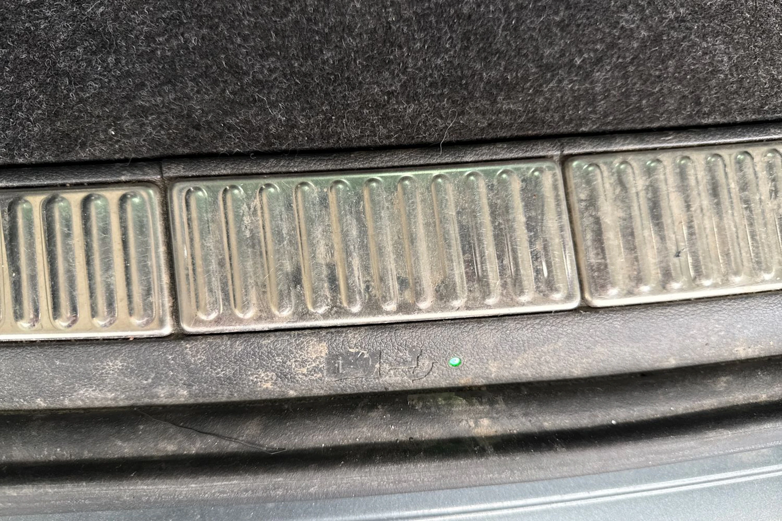 harmaa Skoda Superb 2020 kuva 10.