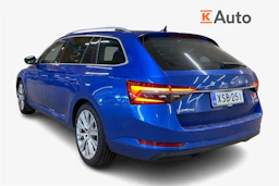 sininen Skoda Superb 2020 kuva 2.