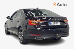 musta Skoda Superb 2020 kuva 2.