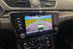musta Skoda Superb 2020 kuva 19.