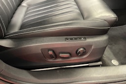 musta Skoda Superb 2020 kuva 22.