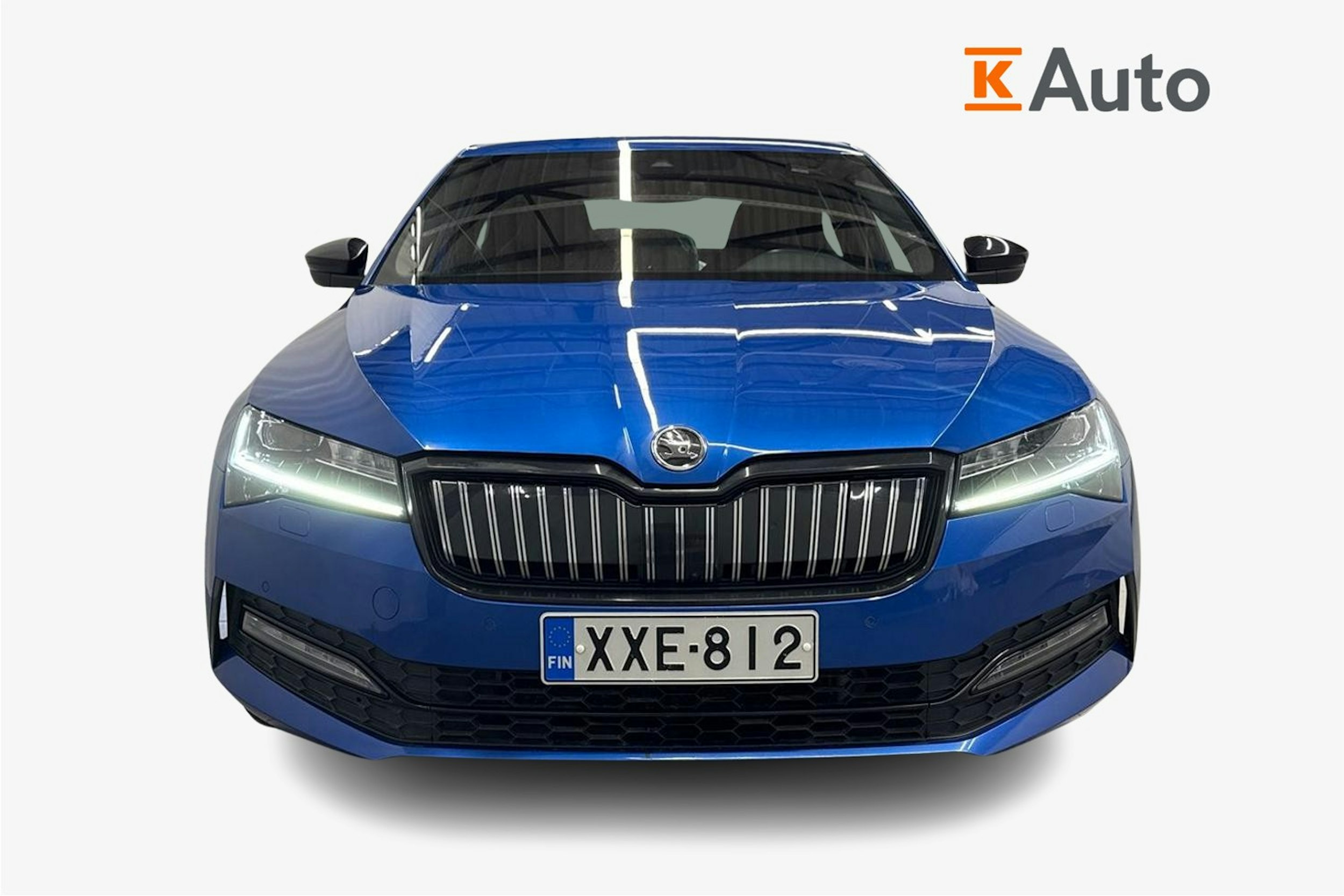 sininen Skoda Superb 2020 kuva 5.