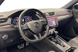 sininen Skoda Superb 2020 kuva 7.