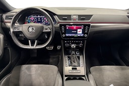 sininen Skoda Superb 2020 kuva 9.