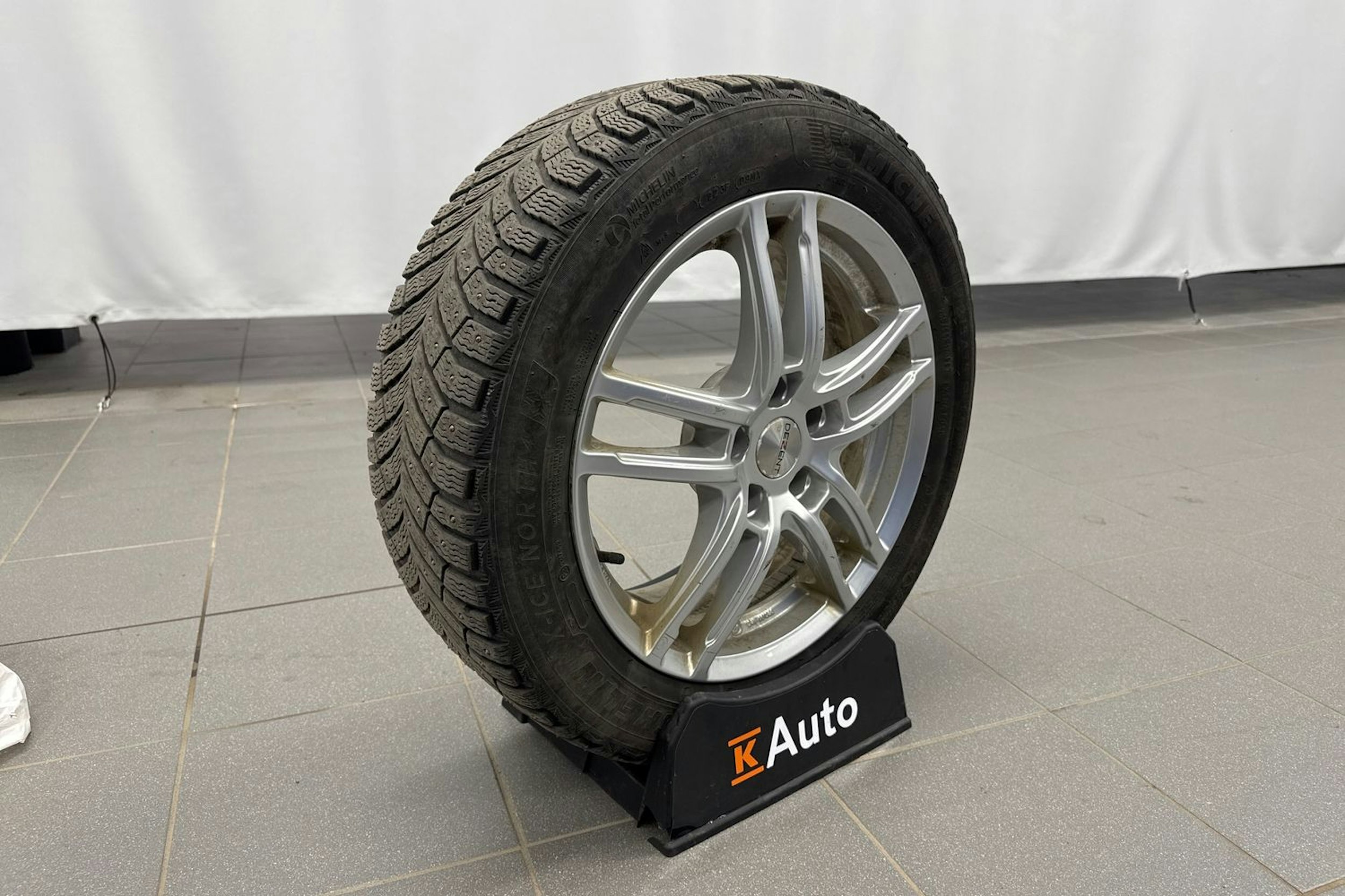 sininen Skoda Superb 2020 kuva 13.