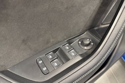 sininen Skoda Superb 2020 kuva 17.