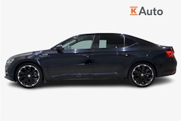 musta Skoda Superb 2020 kuva 6.