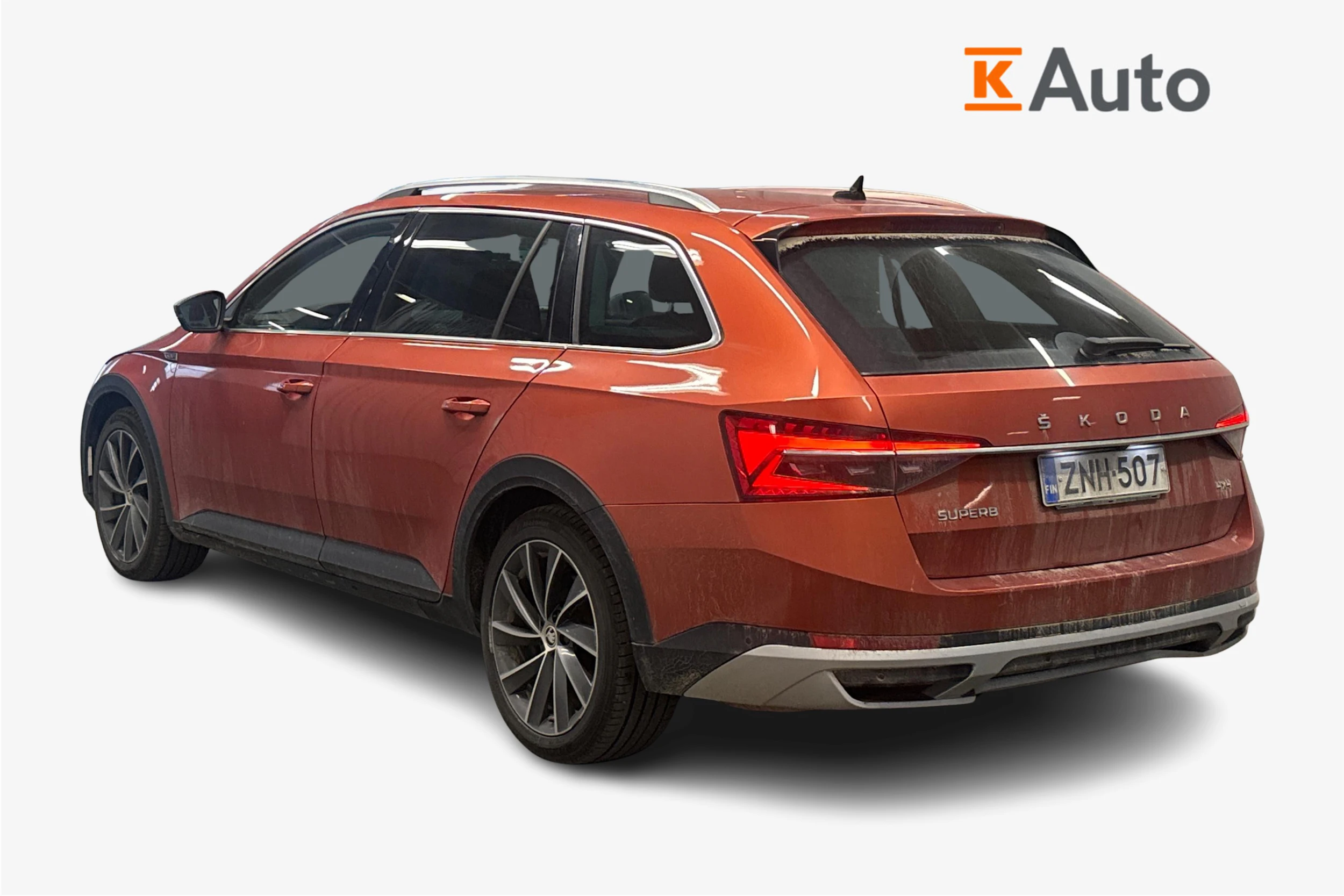 met. vihreä Skoda Superb 2020 kuva 2.