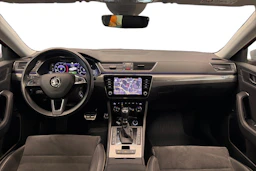 met. vihreä Skoda Superb 2020 kuva 7.