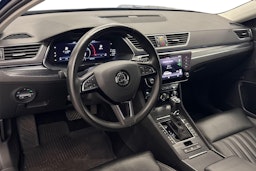 Sininen Skoda Superb 2020 kuva 7.