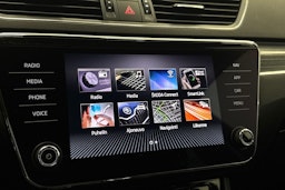 Sininen Skoda Superb 2020 kuva 23.