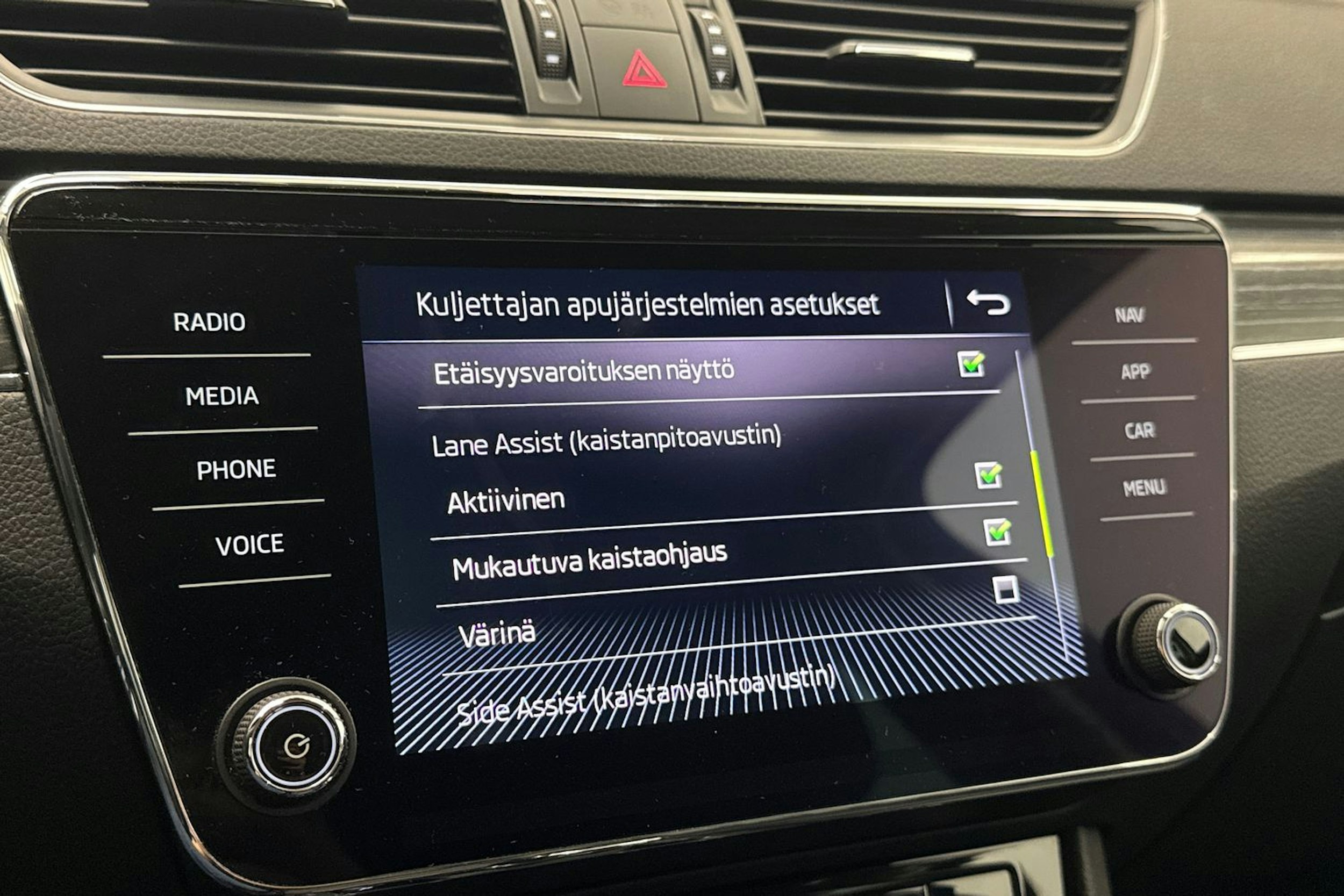 Sininen Skoda Superb 2020 kuva 30.