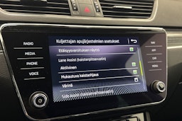Sininen Skoda Superb 2020 kuva 30.