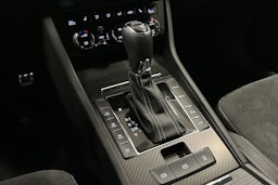 valkoinen Skoda Superb 2021 kuva 17.