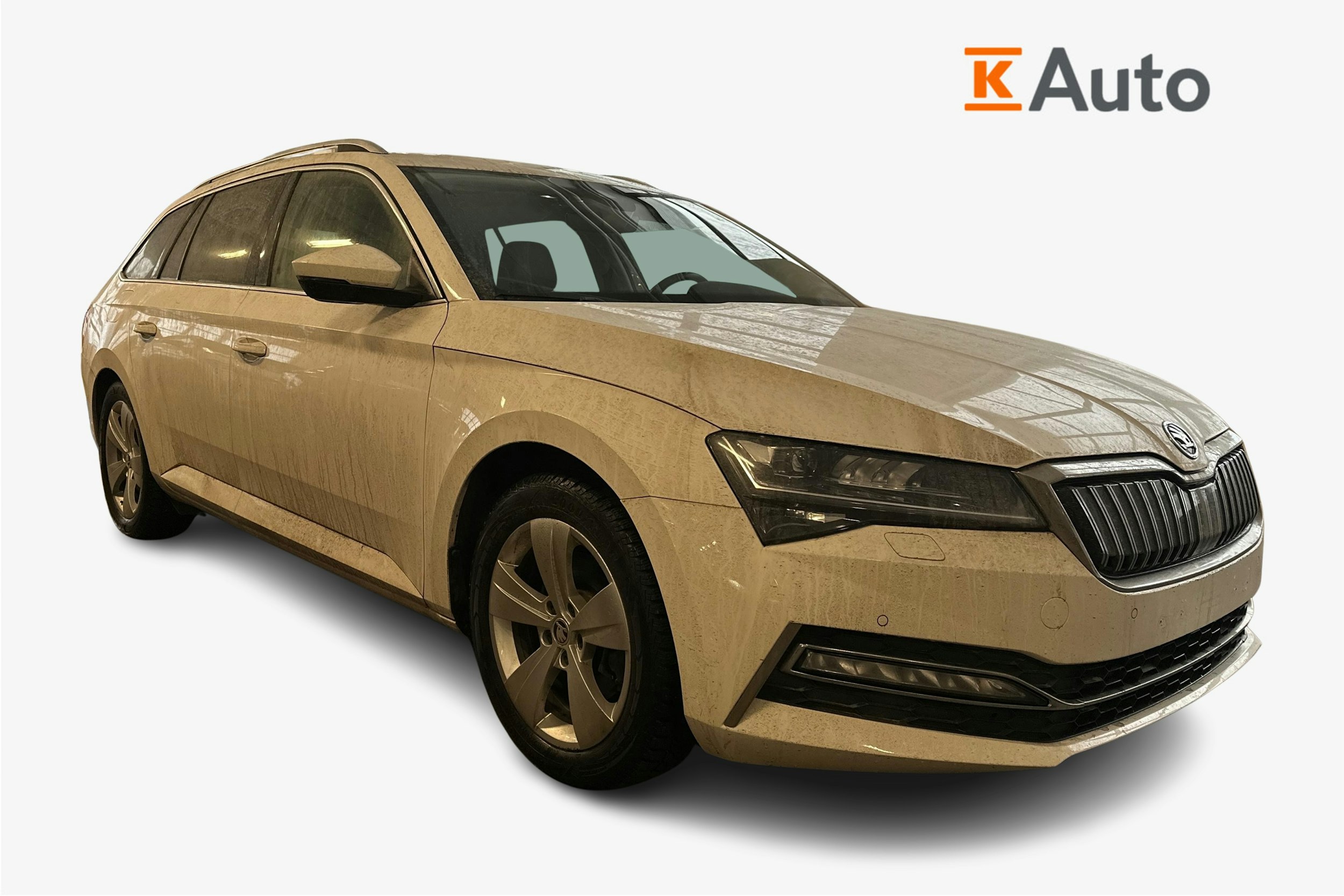 valkonen Skoda Superb 2021 kuva 1.