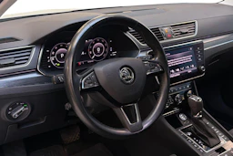 met. harmaa Skoda Superb 2021 kuva 8.