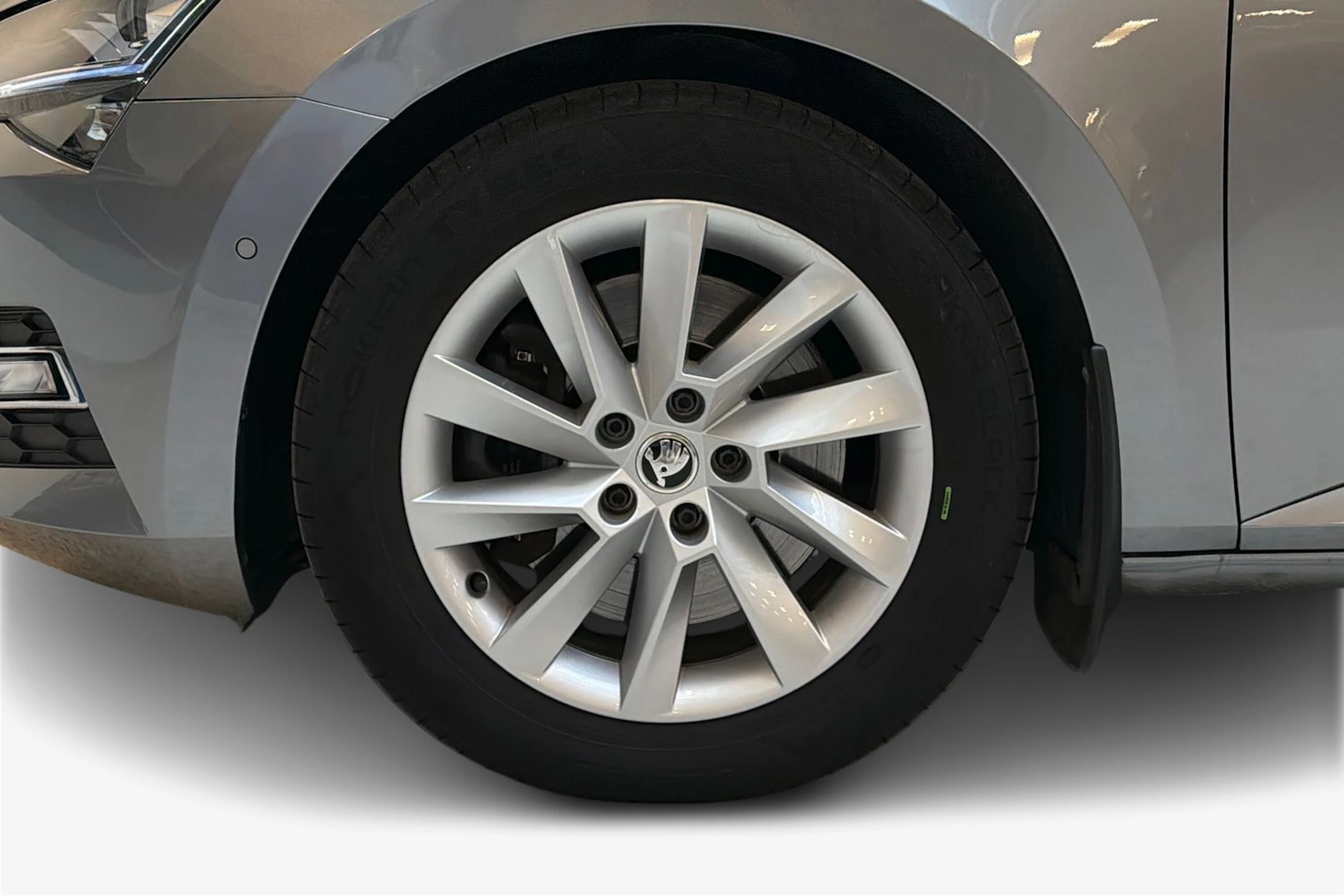 met. harmaa Skoda Superb 2021 kuva 12.
