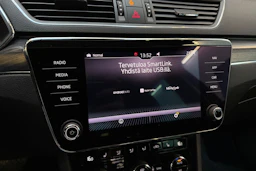 met. harmaa Skoda Superb 2021 kuva 22.