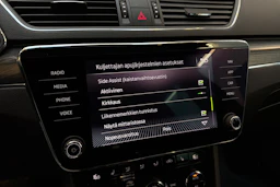 met. harmaa Skoda Superb 2021 kuva 26.