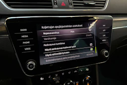 met. harmaa Skoda Superb 2021 kuva 27.