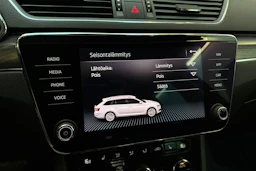 met. harmaa Skoda Superb 2021 kuva 31.