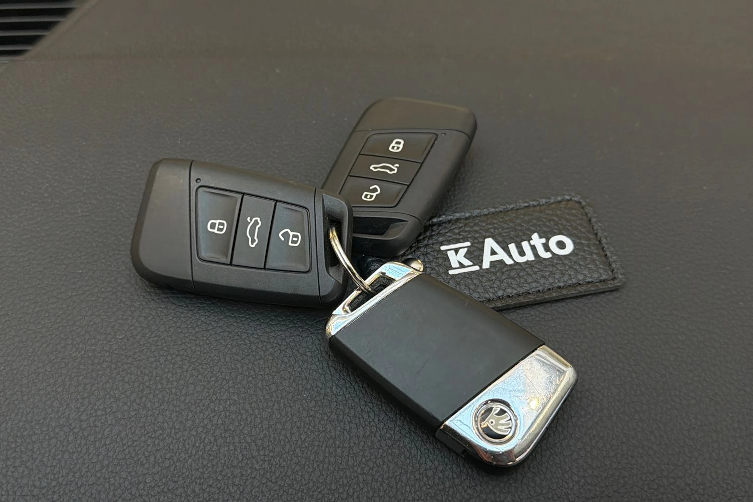 met. harmaa Skoda Superb 2021 kuva 40.
