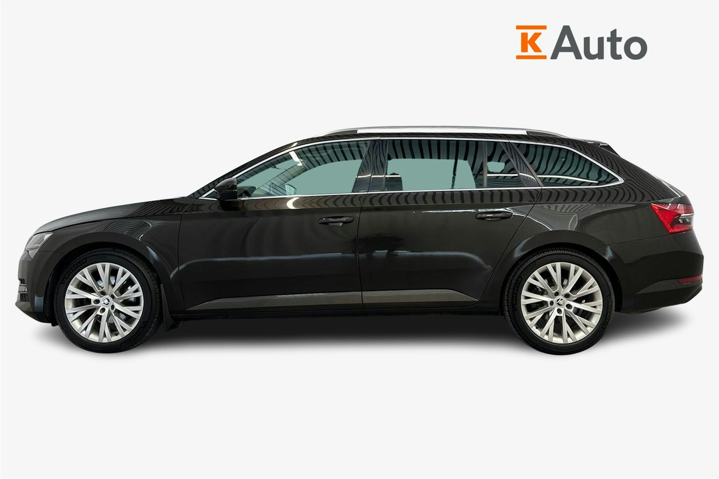 Ruskea (beige) Skoda Superb 2021 kuva 6.