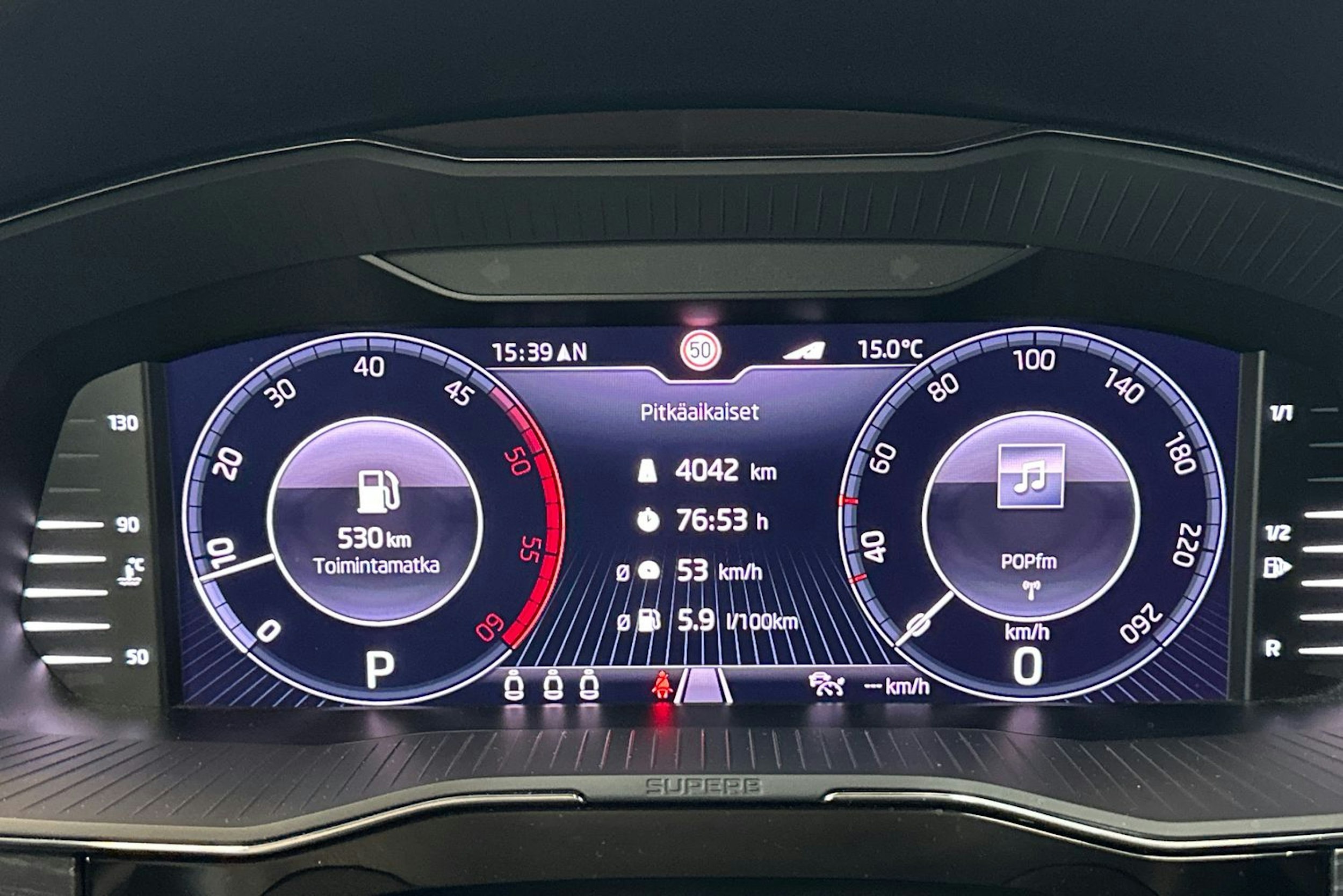 Ruskea (beige) Skoda Superb 2021 kuva 15.