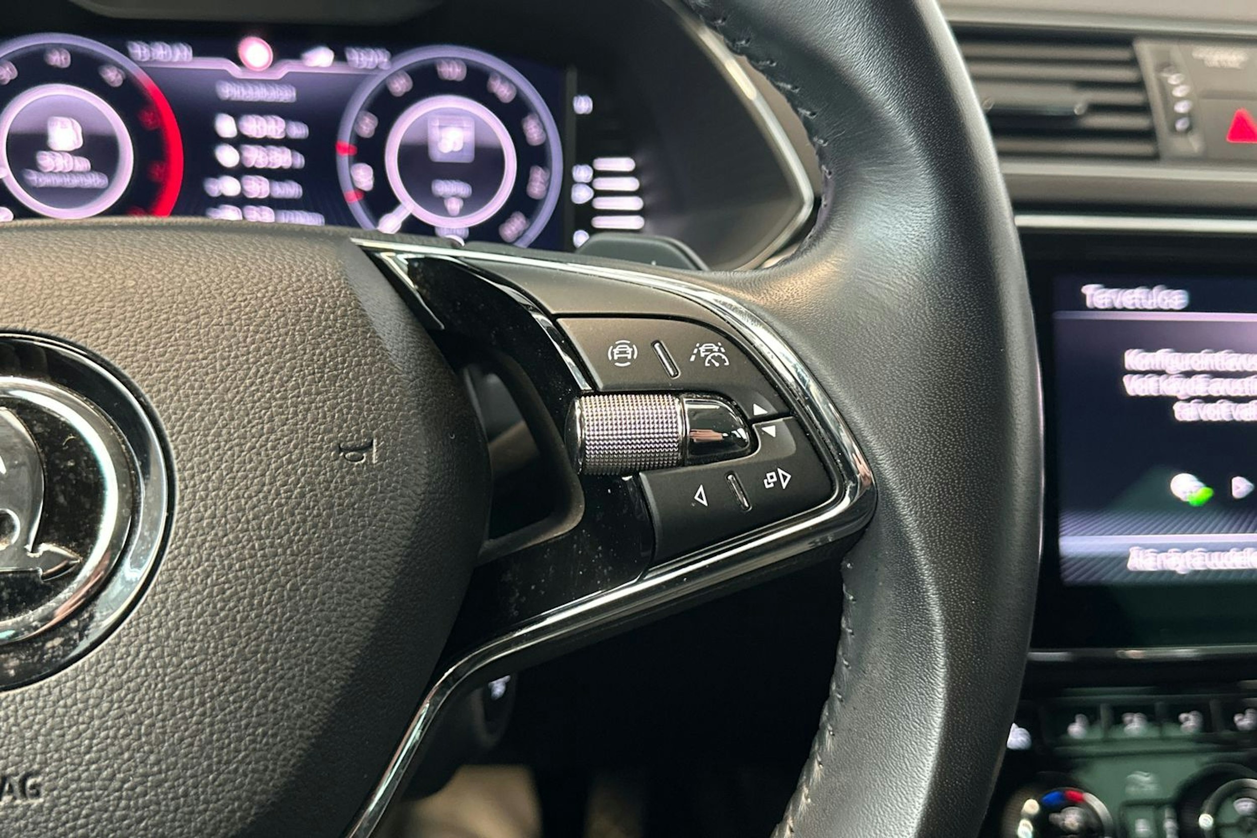 Ruskea (beige) Skoda Superb 2021 kuva 17.