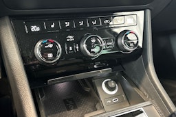 Ruskea (beige) Skoda Superb 2021 kuva 23.