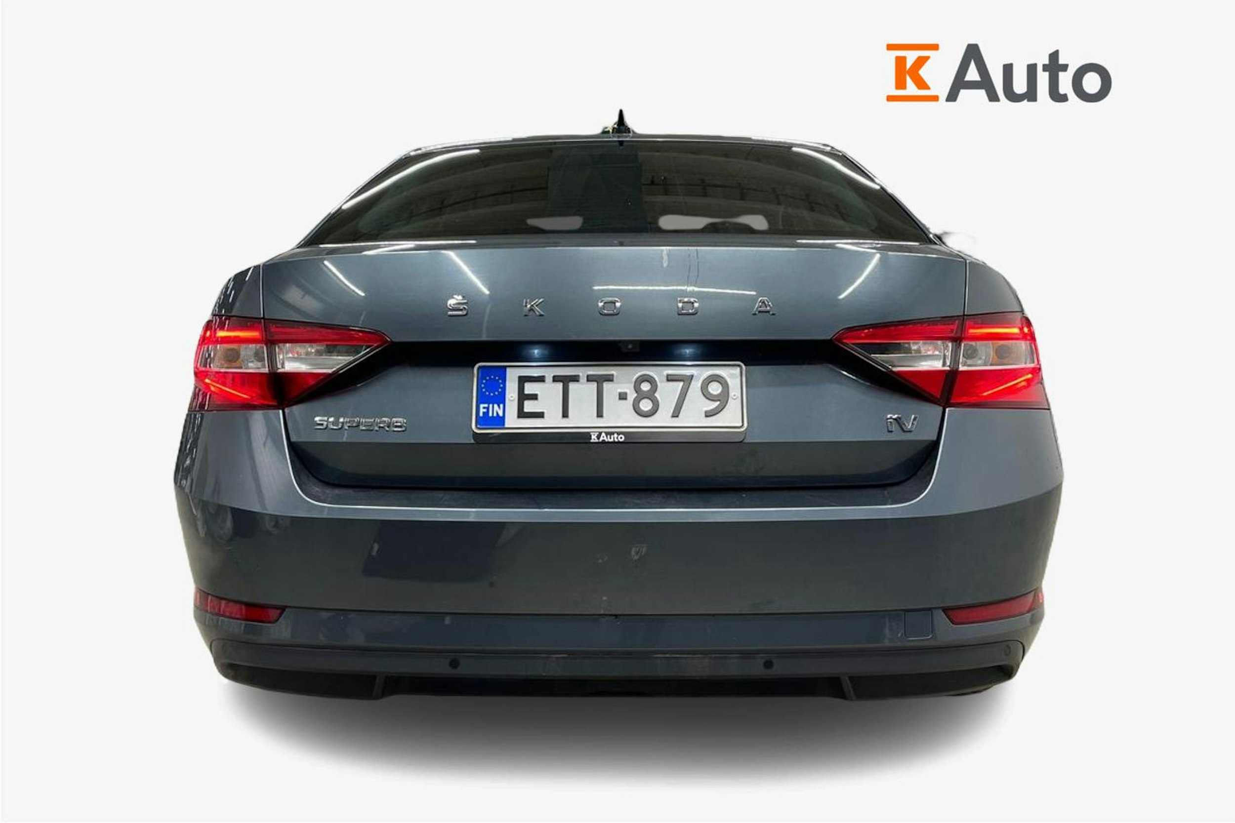 harmaa Skoda Superb 2021 kuva 3.