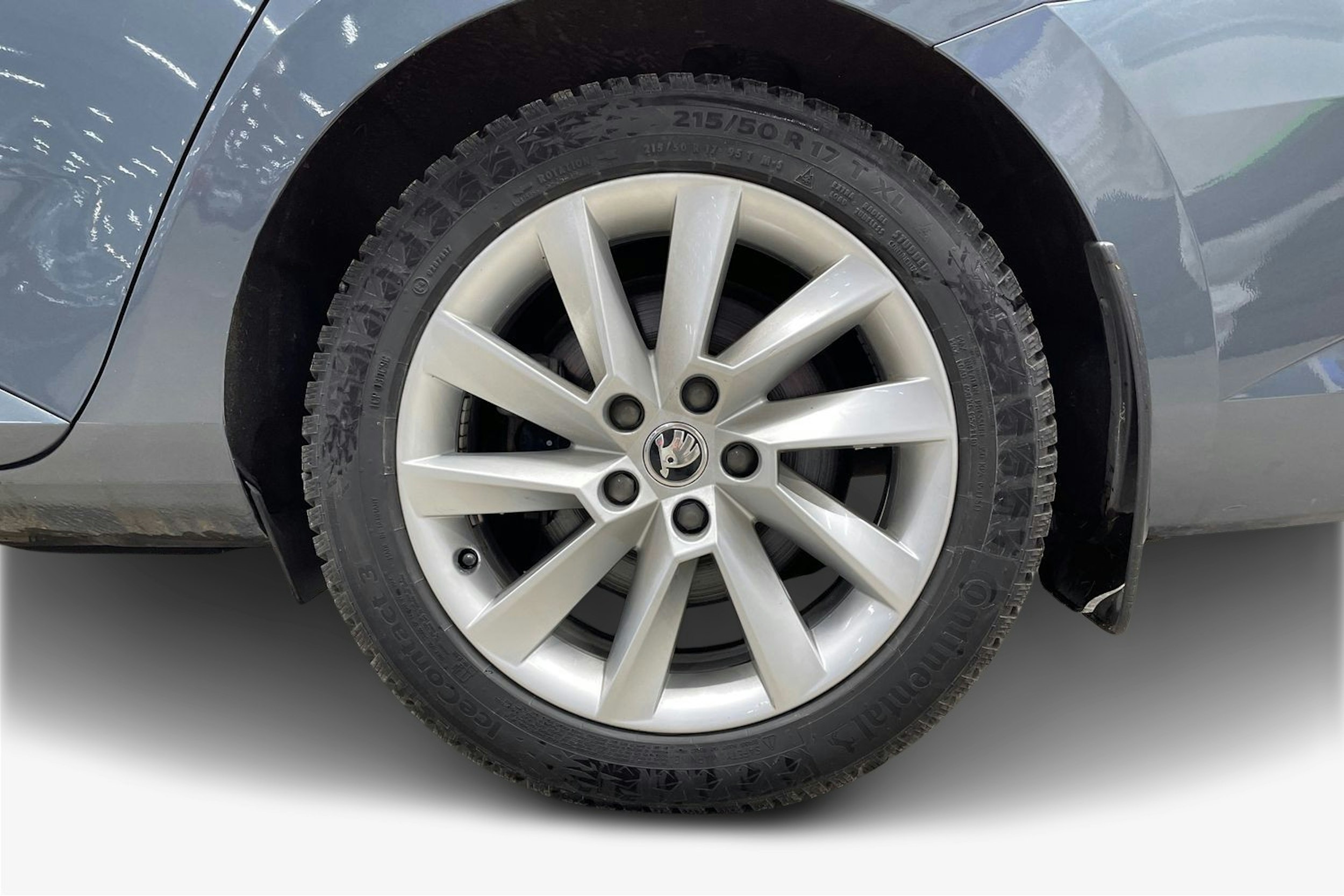 harmaa Skoda Superb 2021 kuva 9.