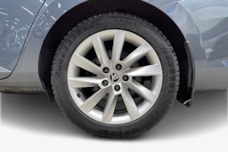 harmaa Skoda Superb 2021 kuva 9.