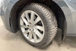 harmaa Skoda Superb 2021 kuva 10.