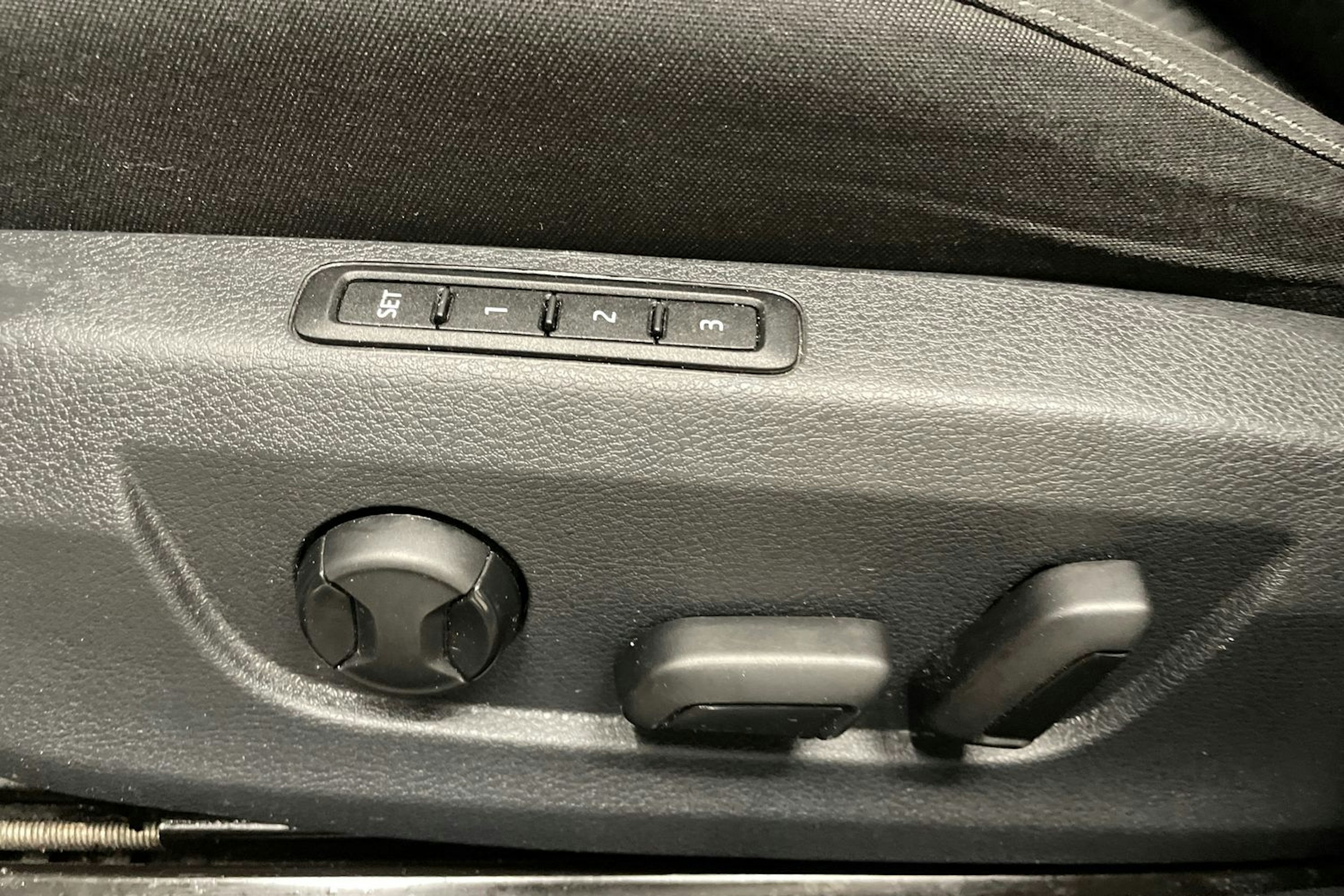 harmaa Skoda Superb 2021 kuva 24.