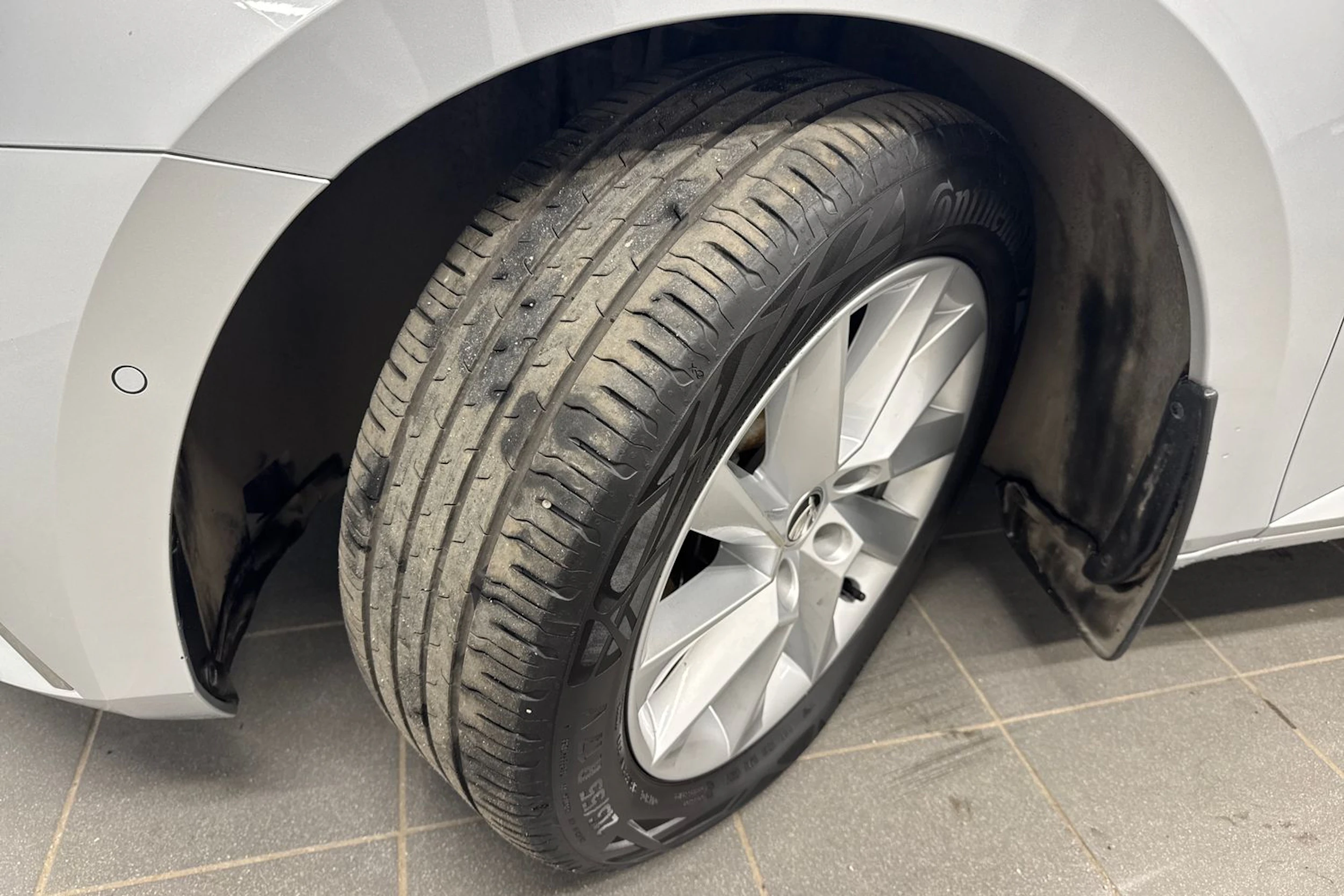 harmaa Skoda Superb 2021 kuva 13.
