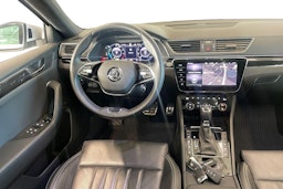 harmaa Skoda Superb 2021 kuva 9.